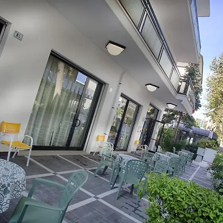 Hotel Sayonara-2